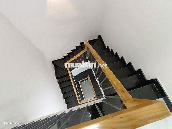 CHO THUÊ NHÀ MẶT TIỀN 193 LÊ VĂN SỸ 95m² - 3 TẦNG - 5PN, 6WC