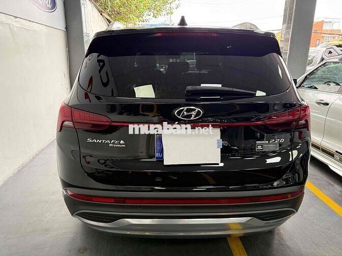 Hyundai Santafe 2022 2.2D Premium Đen 65.000km