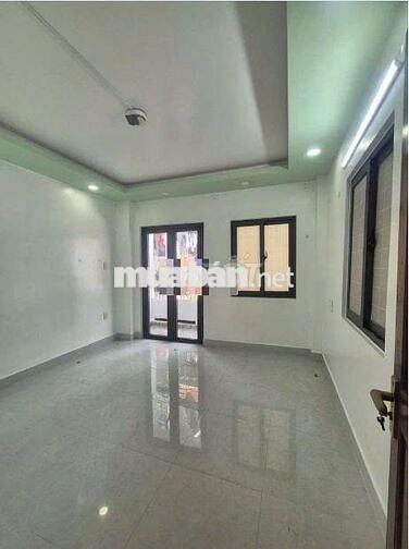 4PN, 3WC. Nhà 2 lầu hẻm xe hơi Minh Phụng, Q11.