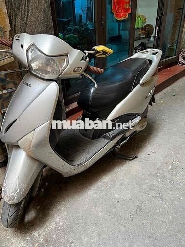 Honda Lead màu Bạc chính chủ tên mình nhé