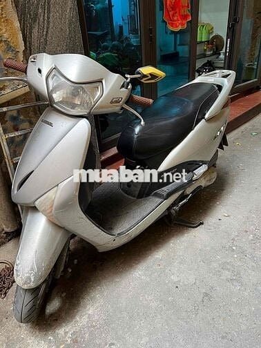 Honda Lead màu Bạc chính chủ tên mình nhé