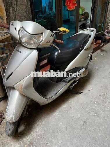 Honda Lead màu Bạc chính chủ tên mình nhé