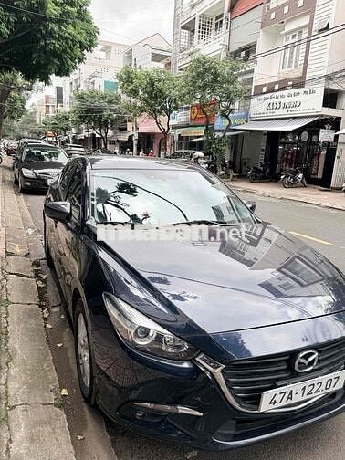 Mazda 3 2019 Sport 1.5L Luxury - 80000 km