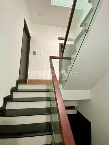 Chính chủ bán nhà Hẻm xe hơi, ngay bệnh viện quận Bình Tân