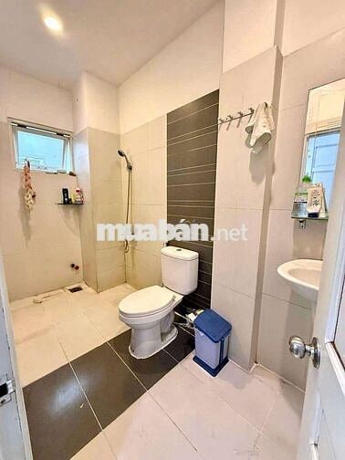 83M² 4TầngBTCT 5Phòng Ngủ-Hẻm Xe Tải 1Sẹc Quay Đầu Gần MT Quang Trung