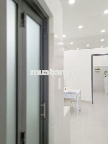 CHO THUÊ NHÀ MỚI NGUYÊN CĂN CHÍNH CHỦ ĐƯỜNG NHIÊU TỨ, PHÚ NHUẬN