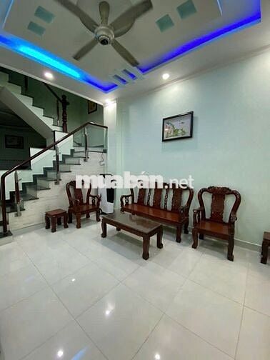 BÁN NHÀ 4 T- HXH 8M- GẦN 70M2- HTP- HÀNG XÓM QUẬN 7- GIÁ HƠN 6 TỶ