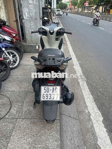 Honda SH 125 2019 mới 90% Bstp chính chủ