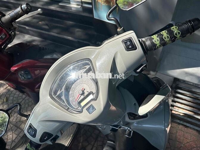 BÁN XE VISION 2024 NHƯ MỚI