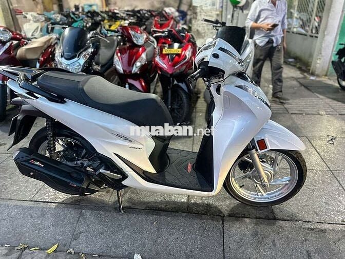 Honda SH 150 ABS cuối 2022 mới 99% Bstp chính chủ