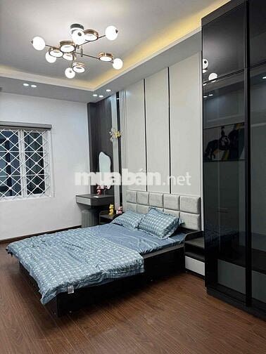 BÁN NHÀ VÕ CHÍ CÔNG CẦU GIẤY 25m x5T PHÂN LÔ,ÔTÔ ĐỖ CỬA,VIEW CÔNG VIÊN