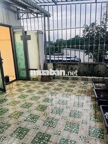 Cho thuê nhà gần trung tâm y tế Dĩ An - sân Oto