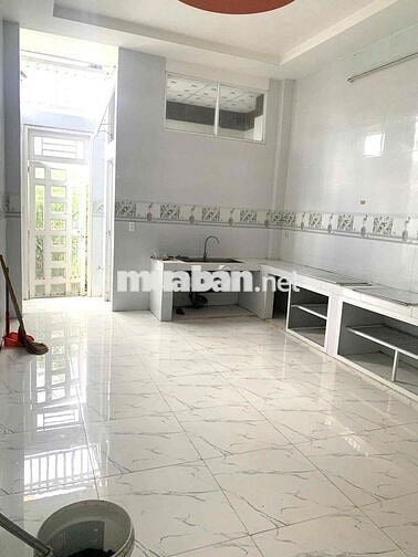 Nhà mới 2 lầu 4 phòng KdC Hàng Bàng