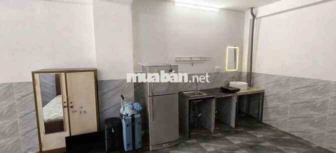 Kiot mặt tiền - Căn hộ full nội thất ngay trung tâm Tây Thạnh