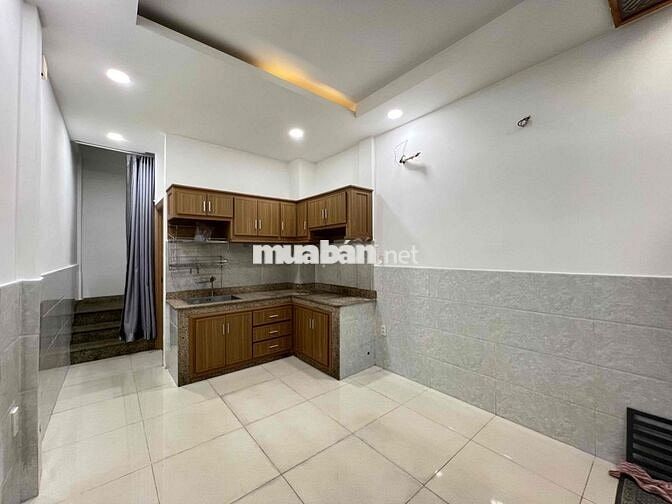 Nhà Nguyên Căn HXH 2PN 3WC 3x7m Trệt 2 Lầu ST Xe Hơi Ngay Vĩnh Khánh