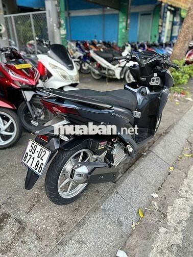 Honda Vario 150 2020 mới 90% Bstp chính chủ