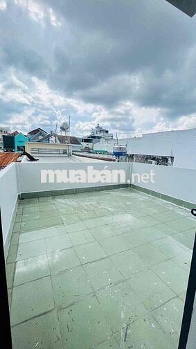 Cho thuê nhà 2 lầu 4 phòng ngủ ở KDC 91B