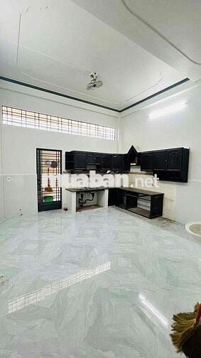 Cho thuê nhà 2 lầu 4 phòng ngủ ở KDC 91B