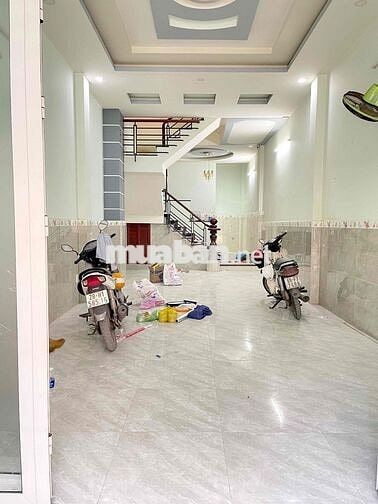 Nhà Mới Đường 10M Thông P14: 4x18m, 4pn, 5wc, 3 máy lạnh