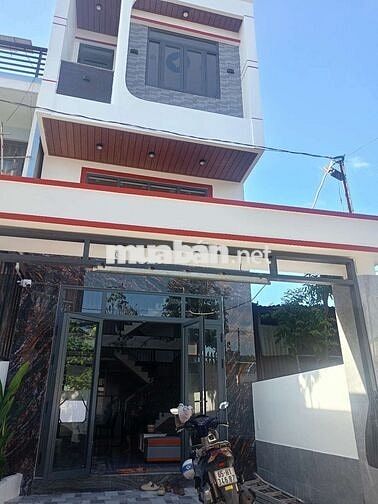 Bán nhà gần trạm metro + làng đại học quốc gia dĩ an