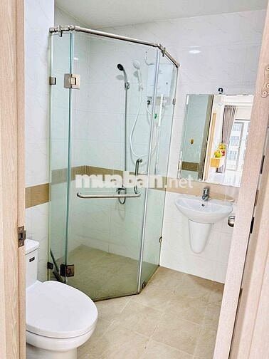 CHÍNH CHỦ CHO THUÊ CĂN HỘ 2PN – 2WC FULL NỘI THẤT TẠI CHARM CITY