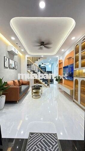 Nhờ mới dọn vô ở ngay cần bán gấp