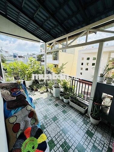 Nhà đẹp 5 tầng Hẻm 1/ Trần Quang Diệu, P14, Quận 3