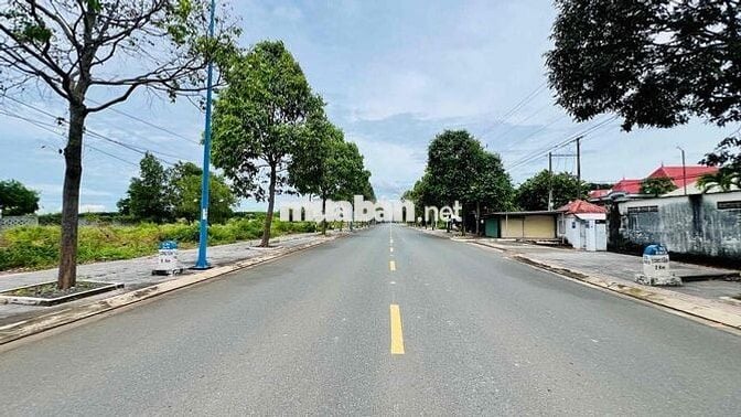 MẶT TIỀN TỈNH LỘ 52 - XÃ ĐẤT ĐỎ - GẦN COFFEE GLAMPING BÒN BON