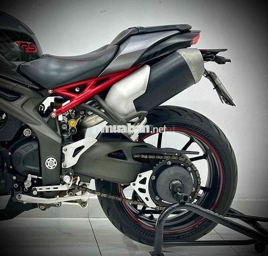 TRIUMPH SPEED TRIPLE 1050 R 2016 ĐẸP.