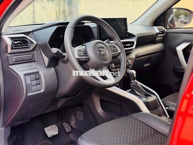 TOYOTA RAIZE CHẠY 1.700 KM