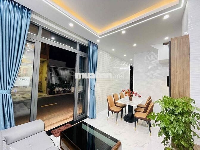 Nhà mặt tiền 3 lầu vừa ở vừa kinh doanh cách võ văn kiệt 100m cần thơ