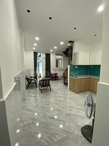 BÁN NHÀ HẺM ĐƯỜNG SƯ VẠN HẠNH QUẬN 10