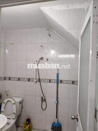 NHÀ ĐẸP – HẺM THẲNG RA GALAXY NGUYỄN VĂN QUÁ
DT 43m² – GIÁ 3.5 TỶ