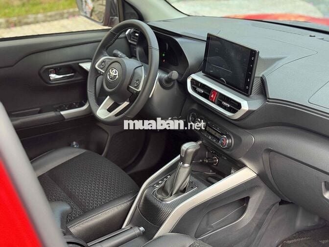 TOYOTA RAIZE CHẠY 1.700 KM