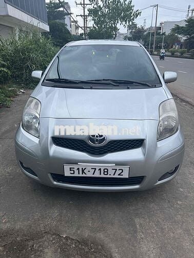 Toyota Yaris Bạc 5 chỗ Số tự động
