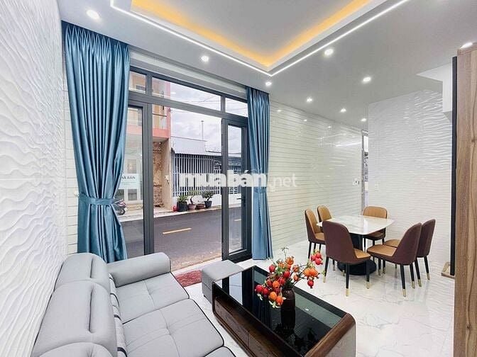 Nhà mặt tiền 3 lầu vừa ở vừa kinh doanh cách võ văn kiệt 100m cần thơ