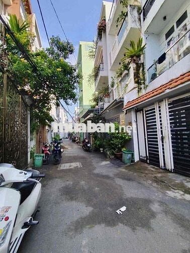 Cần Bán CHDV Nhà ở HXH Dương Quảng Hàm