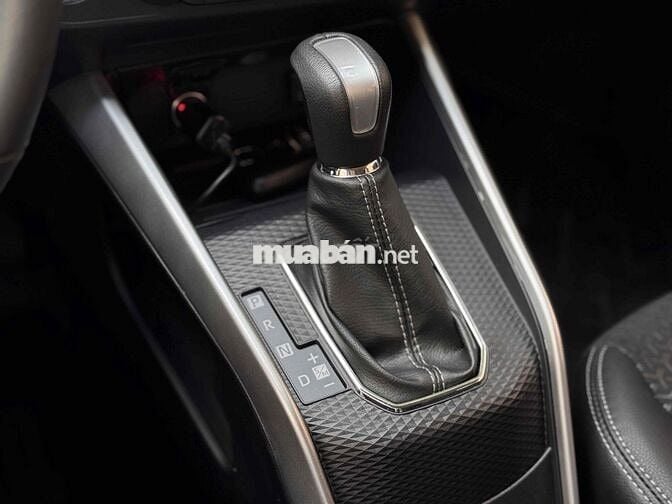 TOYOTA RAIZE CHẠY 1.700 KM