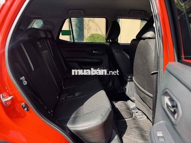 TOYOTA RAIZE CHẠY 1.700 KM