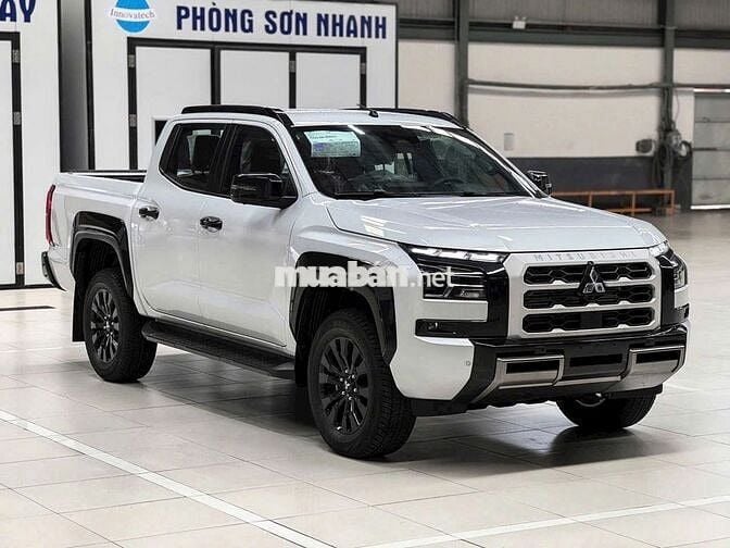 Giá lăn bánh xe Mitsubishi Triton + Ưu đãi mới