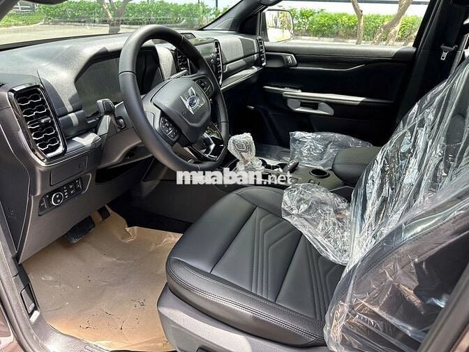 Ford Everest 2025 Titanium 2.0L 4x2 AT