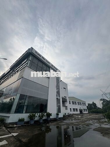 Cho thuê mbkd mặt tiền đường Võ văn kiệt tổng dtkv 8000m2 HĐ dài hạn