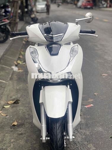 Honda SH 2022 màu Trắng