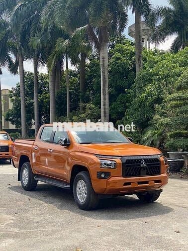 Giá lăn bánh xe Mitsubishi Triton + Ưu đãi mới