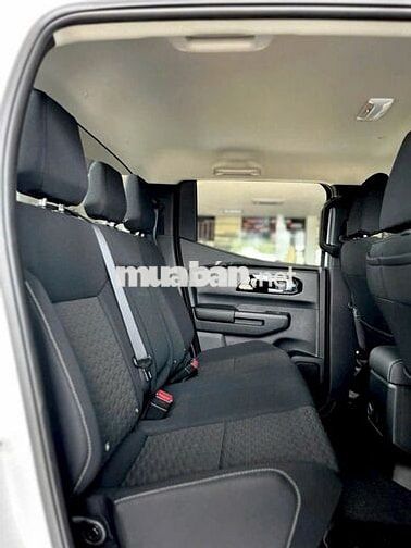 Giá lăn bánh xe Mitsubishi Triton + Ưu đãi mới