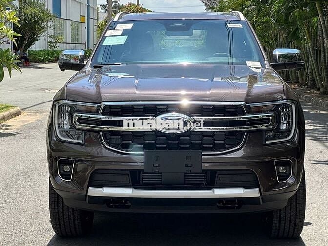 Ford Everest 2025 Titanium 2.0L 4x2 AT