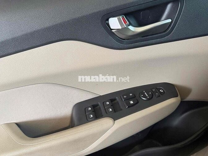 Hyundai Accent 2021 Bản Full 2000 km