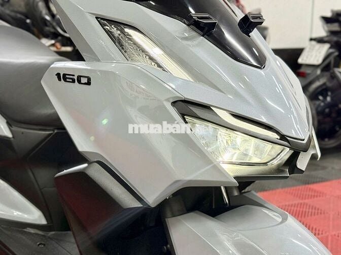 💥Honda Vario 160i CBS 2023 Xám Xi Măng BSTP 9 chủ