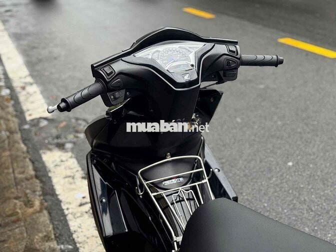 Honda Airblade màu Đen