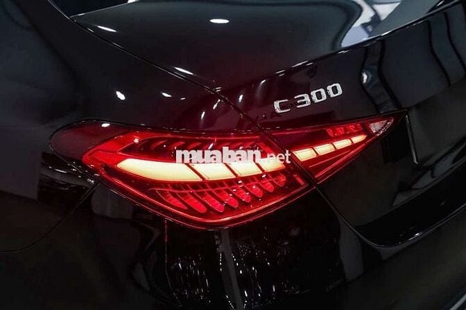 Mercedes C300 AMG All New V1 2022 Black Edition.